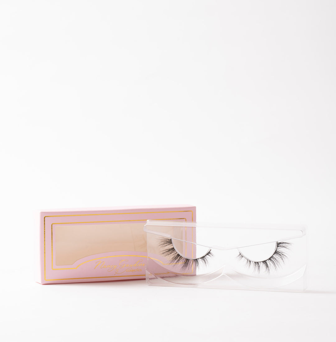 Infinite Glam Lashes 01 By Nancy Gaudino